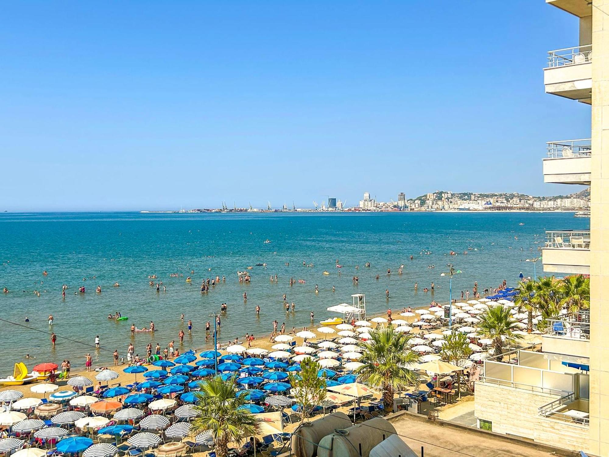 Apartamento Costante 614 Durrës Exterior foto